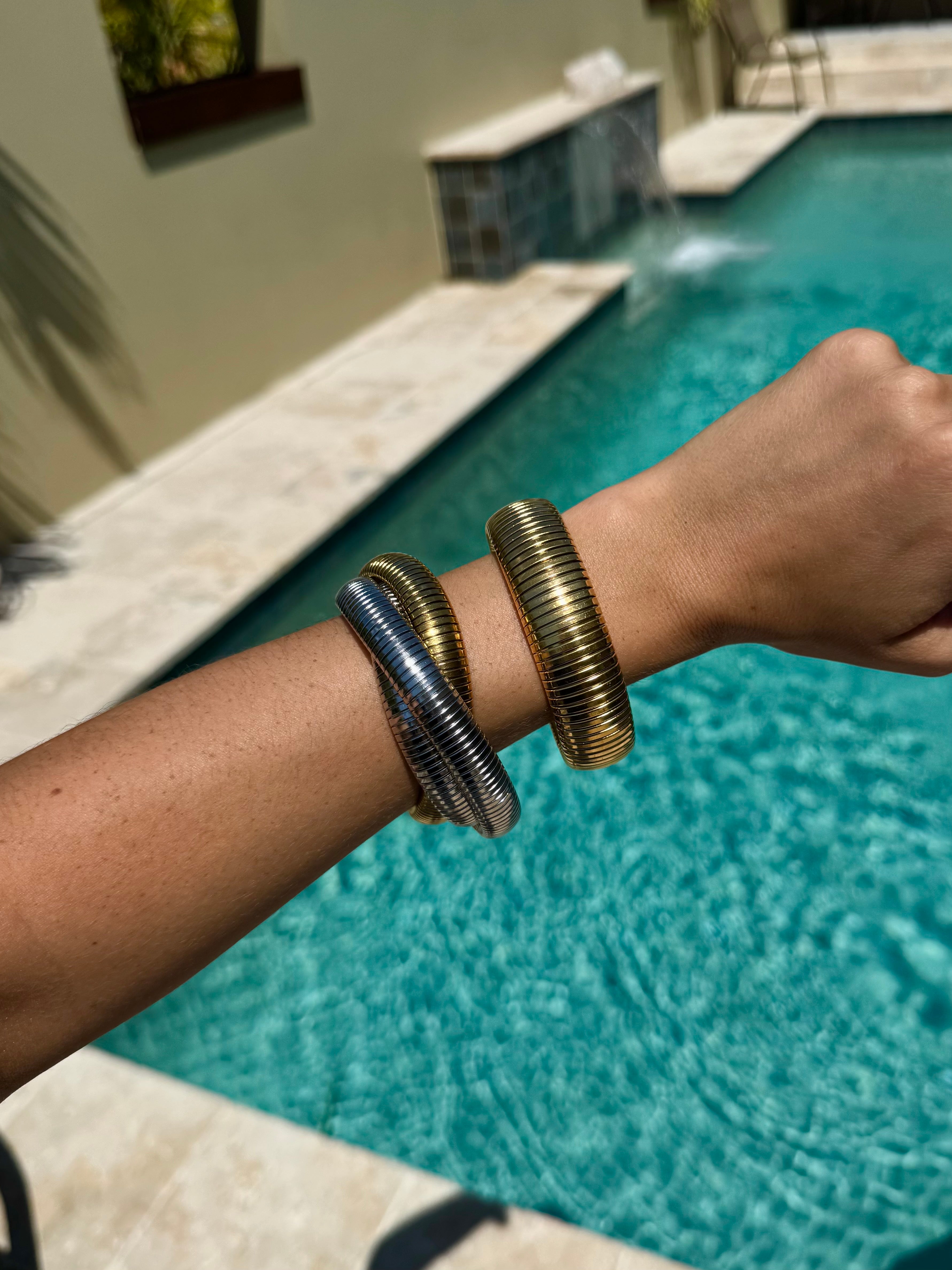 Veronica Bracelet Gold 20mm