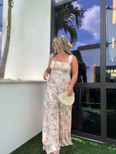 Load image into Gallery viewer, ZENNI FLORAL JUMPSUIT
