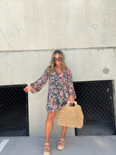 Load image into Gallery viewer, AWAKEN FLORAL DRESS MULTI
