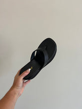 Load image into Gallery viewer, THAT&#39;S SO 90&#39;S THONG PLATFORMS
