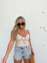 Load image into Gallery viewer, INNOCENT TIMING FLORAL TOP
