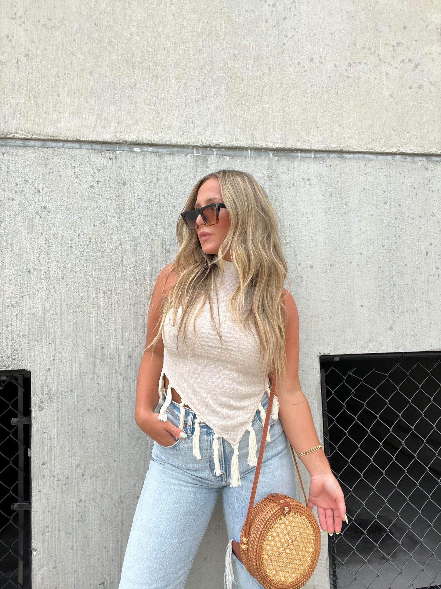 GET ELEVATED FRINGED TOP OATMEAL