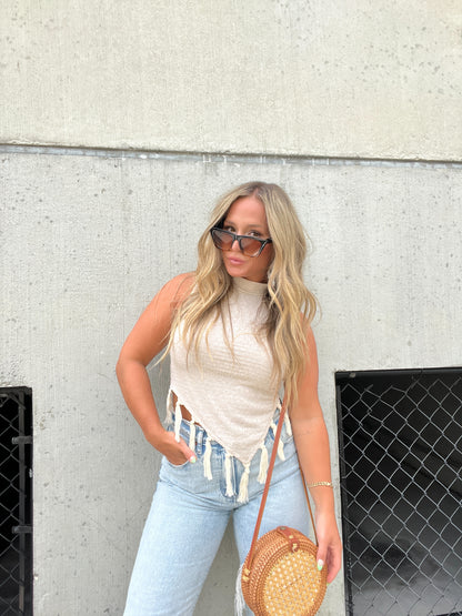 GET ELEVATED FRINGED TOP OATMEAL