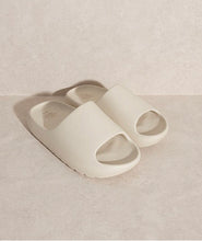 Load image into Gallery viewer, YEEZY DUPES CREAM
