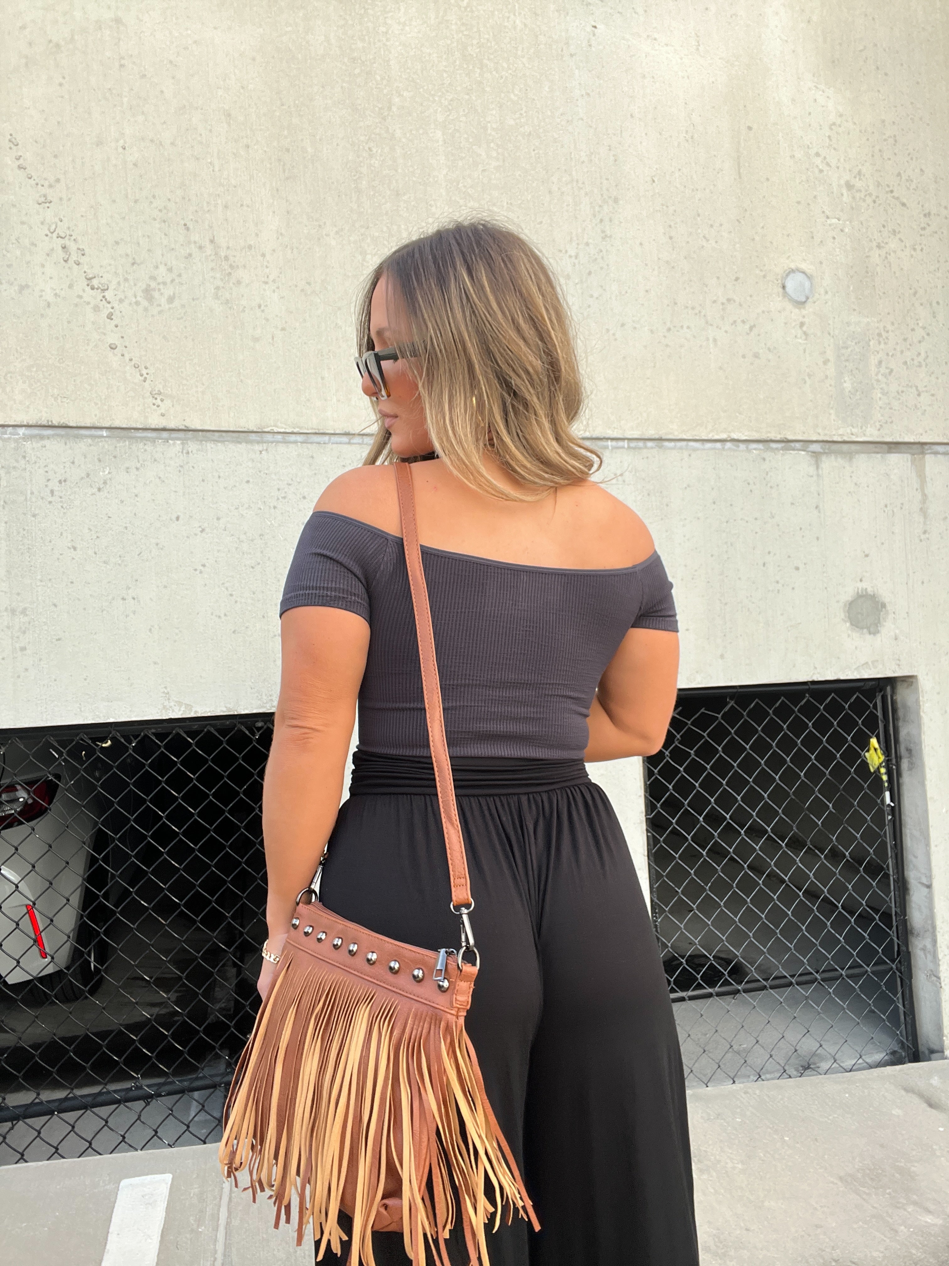 Off the Shoulder Basic Top Black