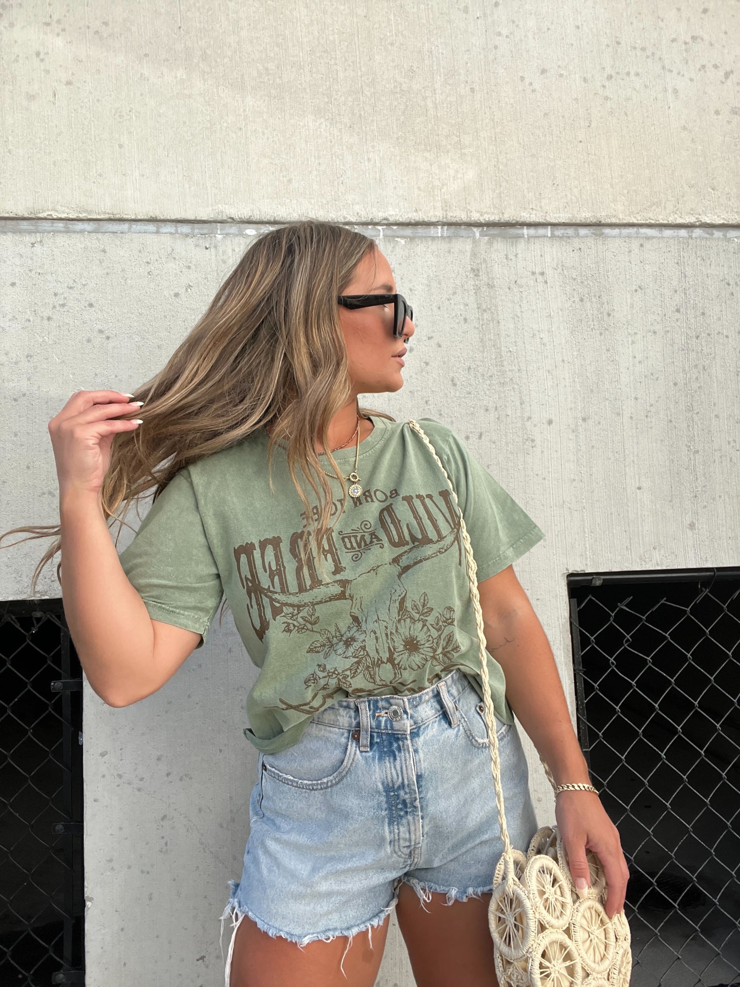 BORN TO BE WILD AND FREE TEE OLIVE