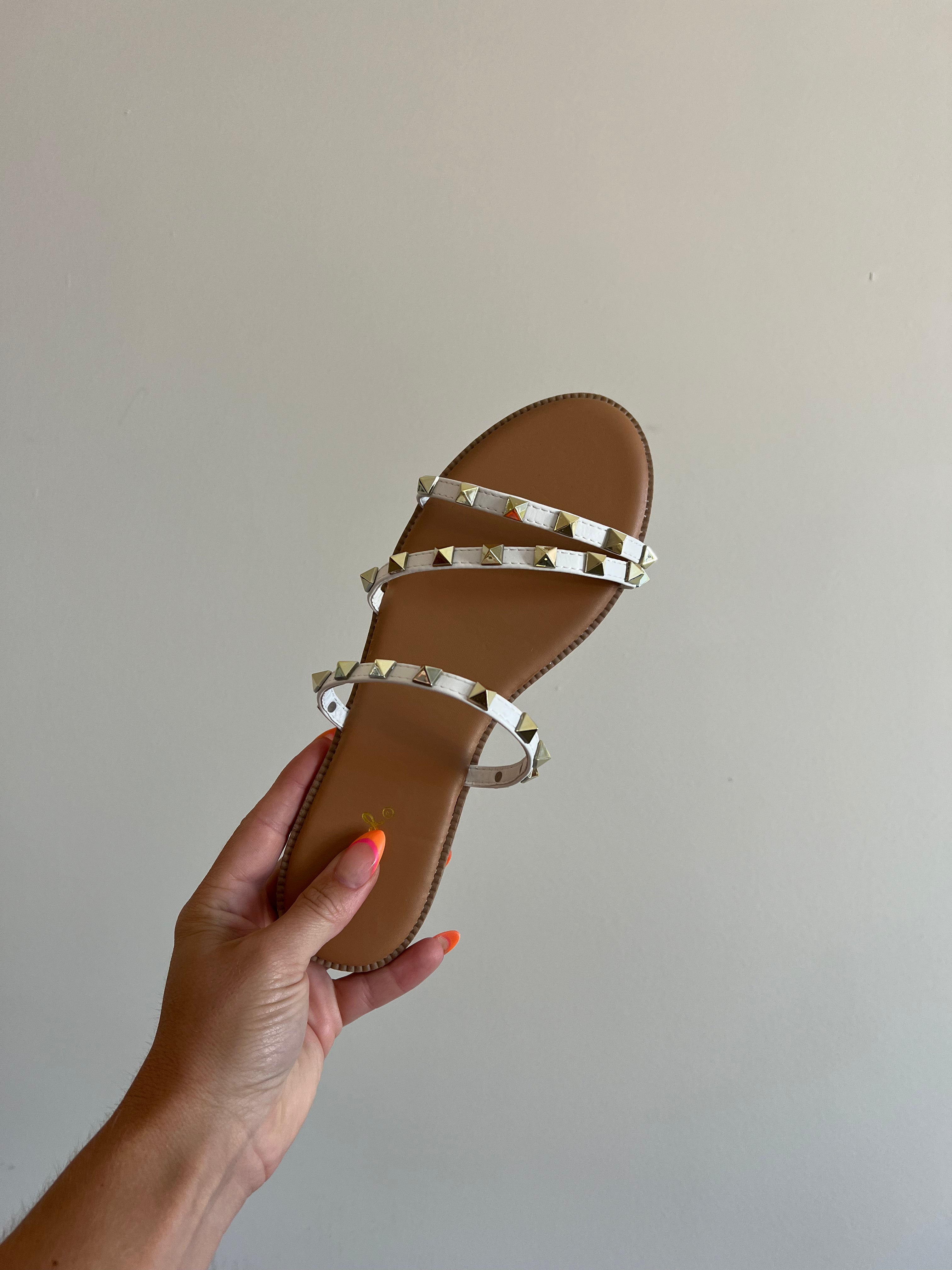 EMMA CRISS CROSS WHITE SLIDES