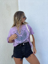 Load image into Gallery viewer, WASHED FREE BIRD GRAPHIC TEE LAVENDER

