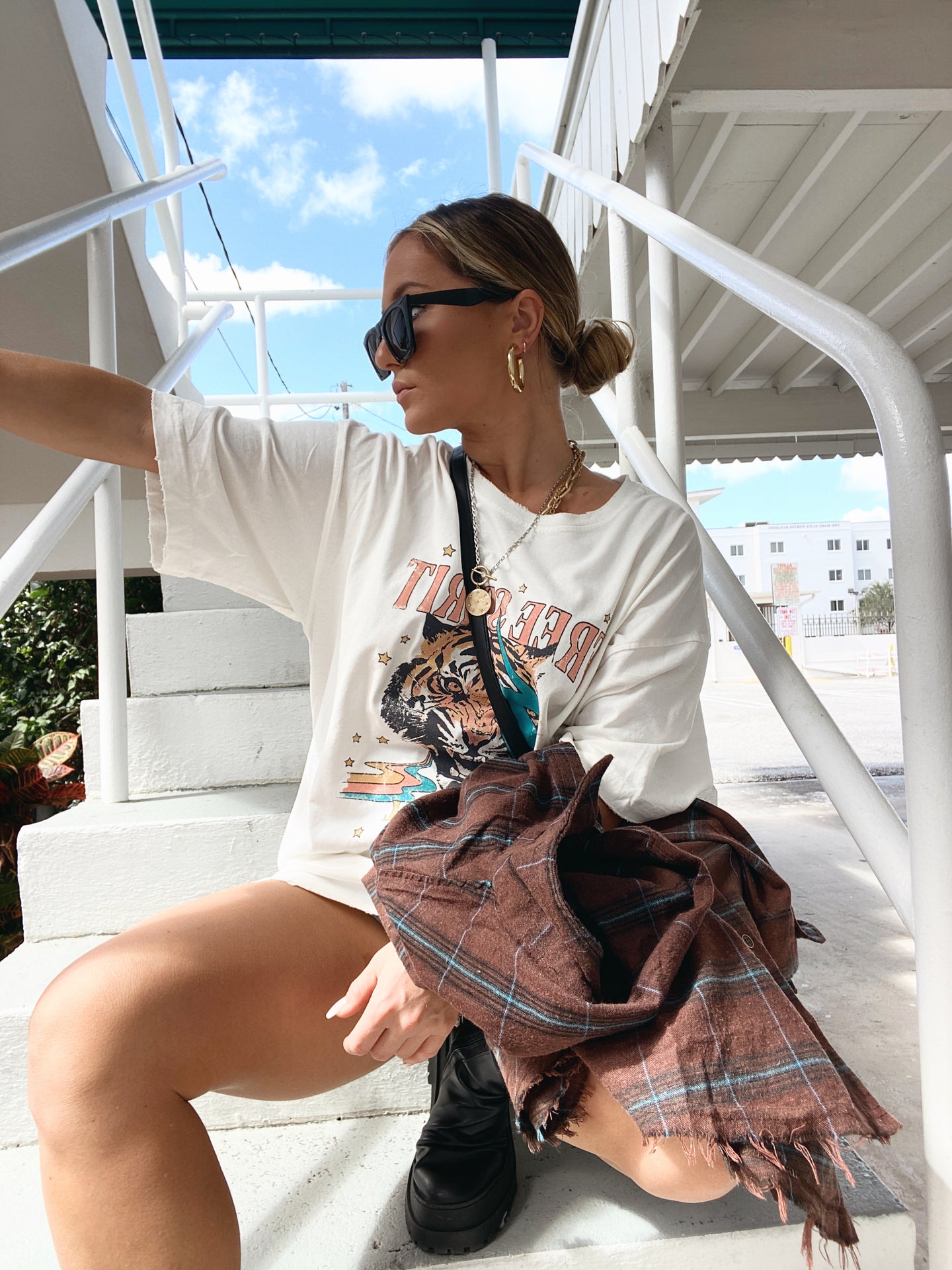 FREE SPIRIT OVERSIZED TEE BONE