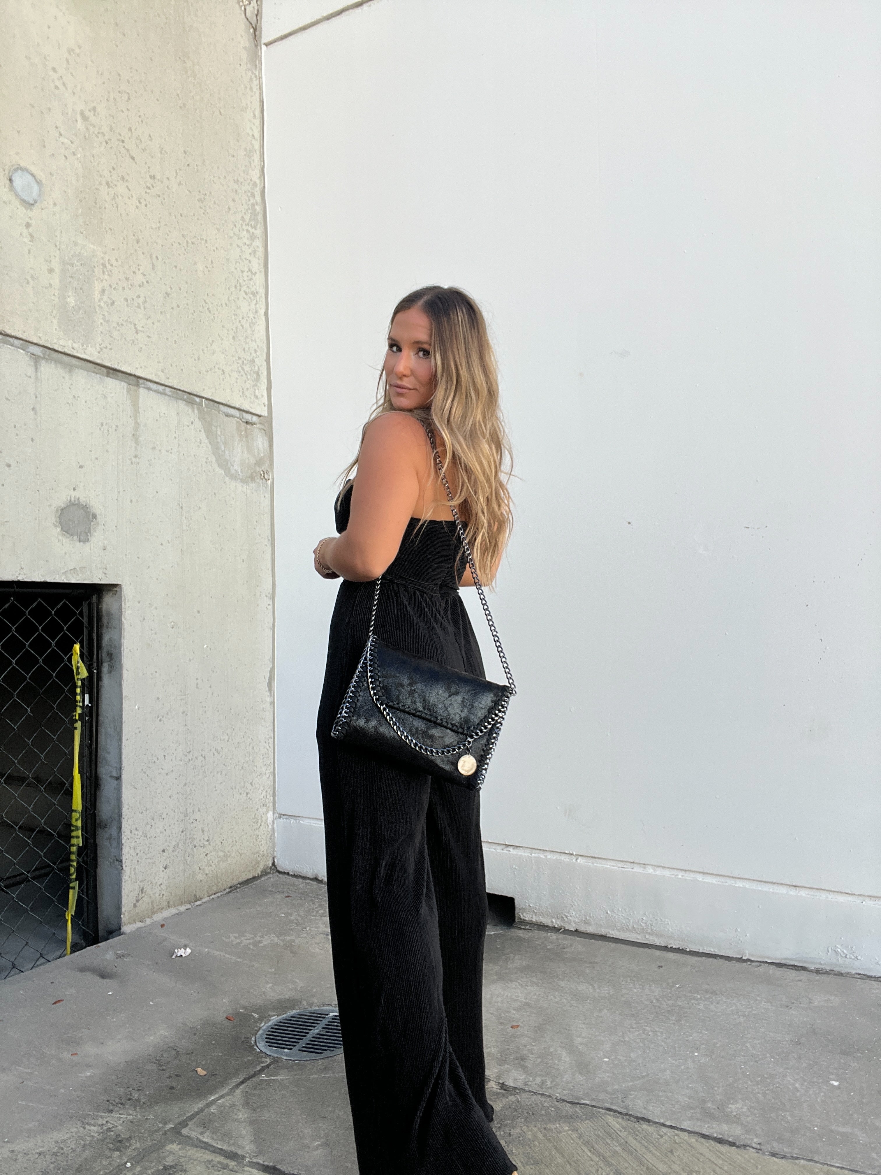 Take Away Crossbody Clutch Black