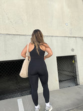 Load image into Gallery viewer, NAMASTE WORK OUT SET BLK
