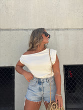 Load image into Gallery viewer, HAPPINESS OFF THE SHOULDER TOP CREAM

